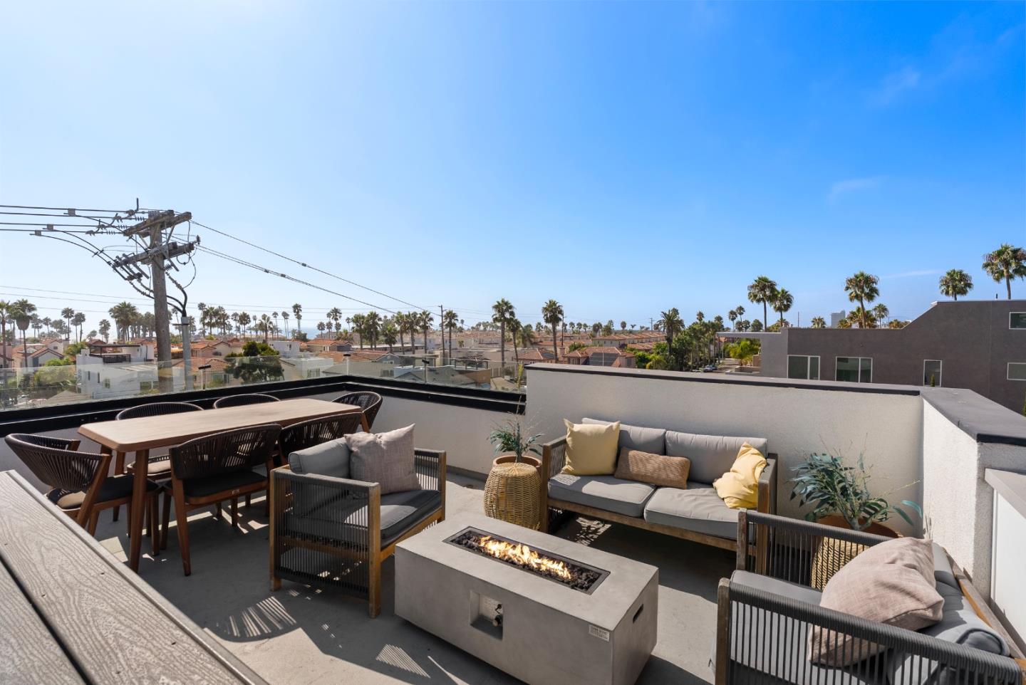 Detail Gallery Image 47 of 65 For 508 N Tremont St a,  Oceanside,  CA 92054 - 3 Beds | 3/1 Baths