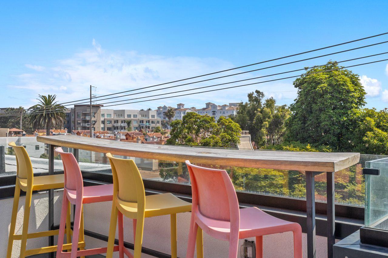 Detail Gallery Image 49 of 65 For 508 N Tremont St a,  Oceanside,  CA 92054 - 3 Beds | 3/1 Baths