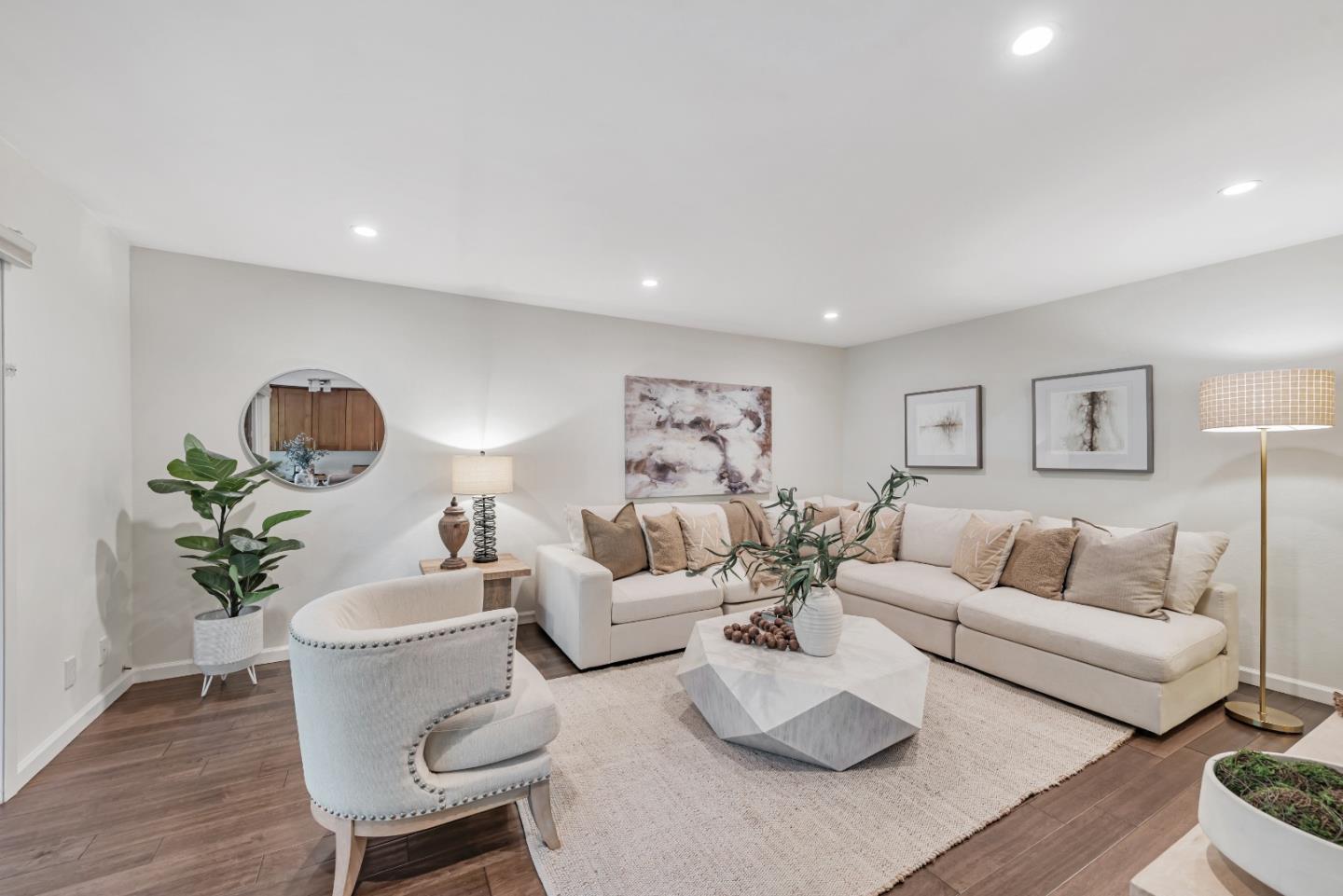 Detail Gallery Image 5 of 40 For 938 Clark Ave #47,  Mountain View,  CA 94040 - 2 Beds | 2 Baths