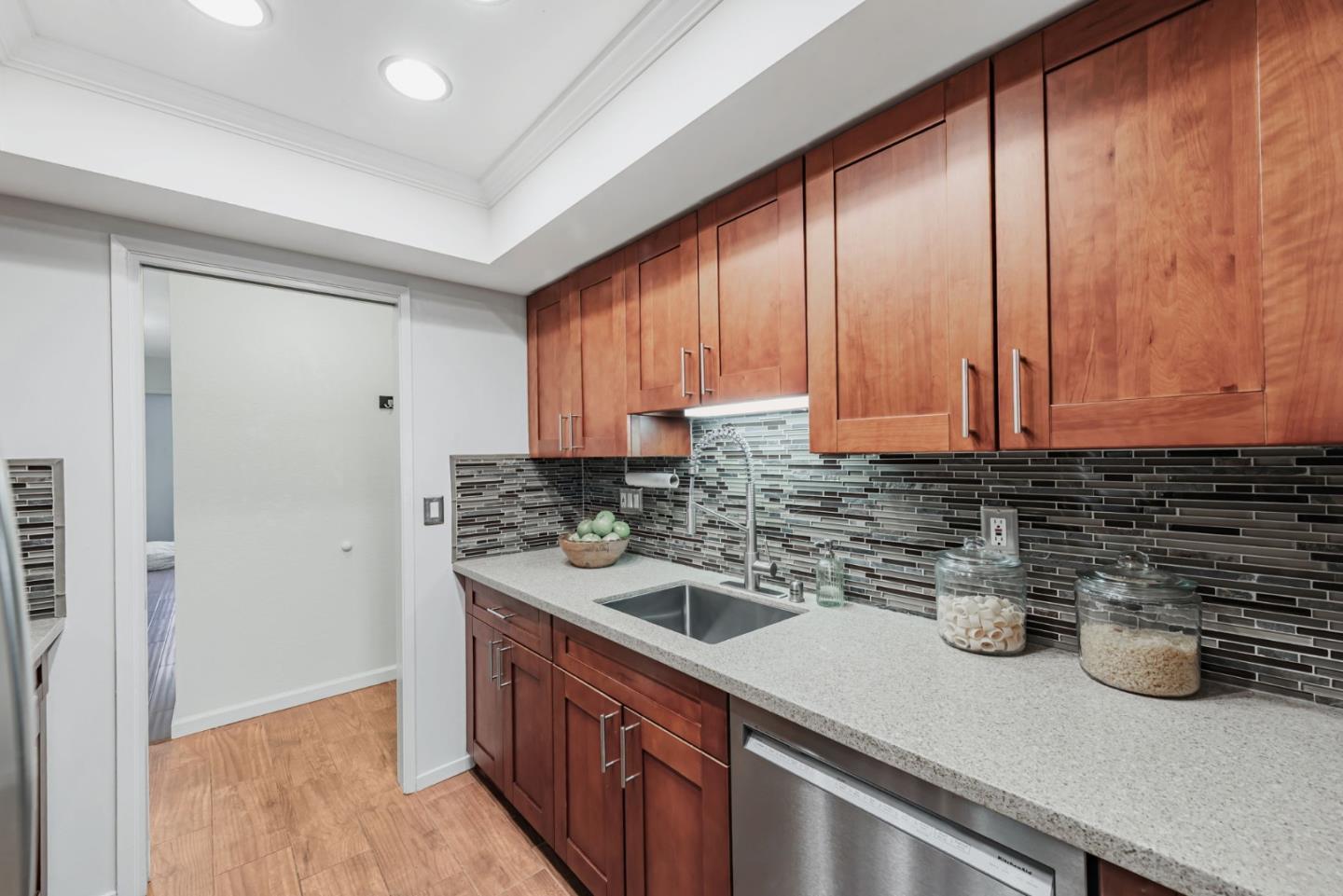 Detail Gallery Image 8 of 40 For 938 Clark Ave #47,  Mountain View,  CA 94040 - 2 Beds | 2 Baths
