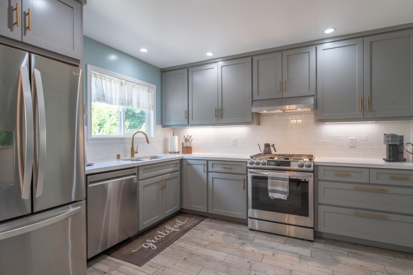 Detail Gallery Image 1 of 24 For 3610 Oliver Rd, Carmel,  CA 93923 - 3 Beds | 2 Baths