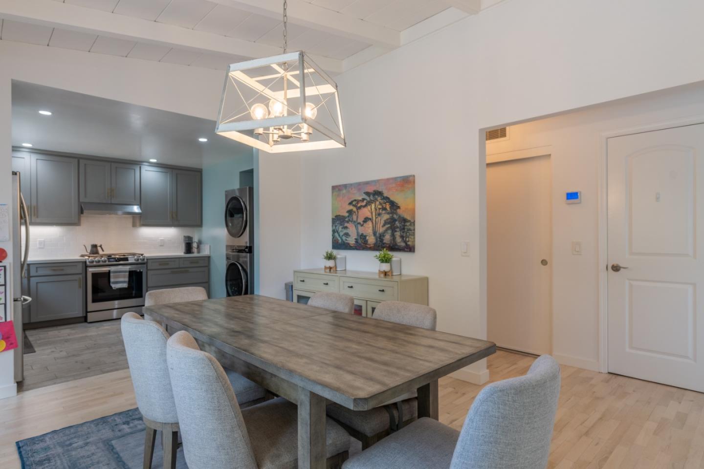 Detail Gallery Image 11 of 24 For 3610 Oliver Rd, Carmel,  CA 93923 - 3 Beds | 2 Baths