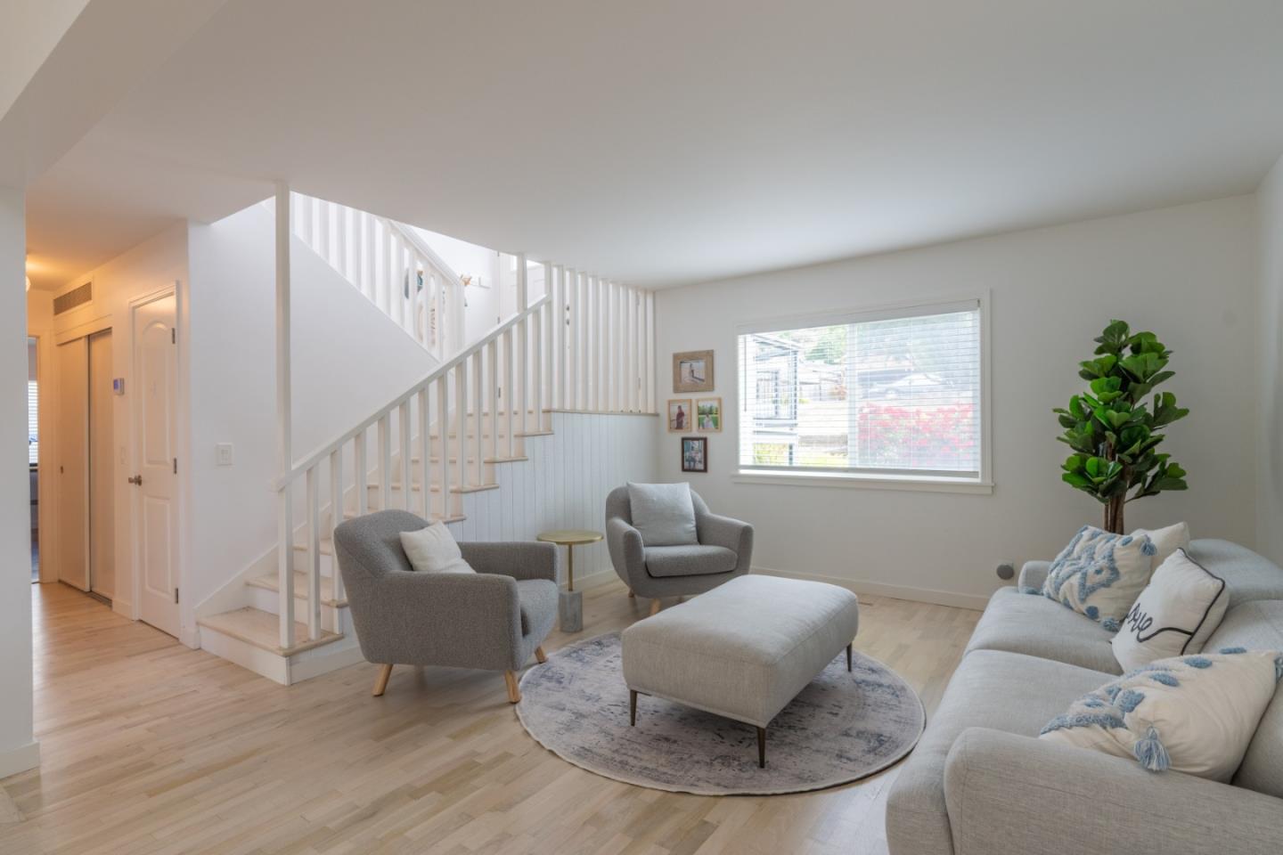 Detail Gallery Image 7 of 24 For 3610 Oliver Rd, Carmel,  CA 93923 - 3 Beds | 2 Baths