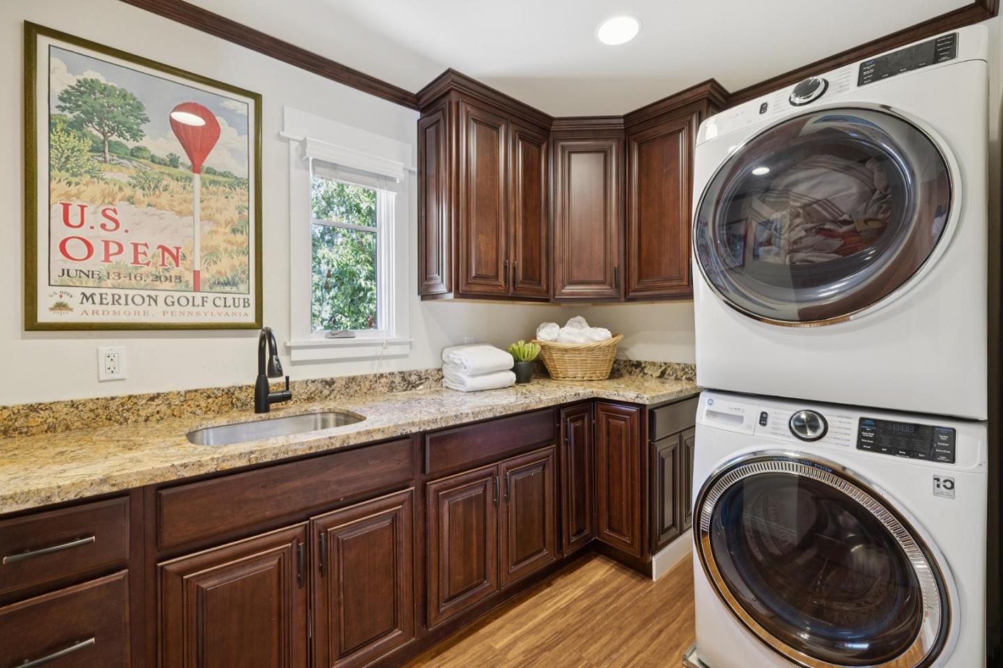 Detail Gallery Image 22 of 32 For 750 W California Way, Woodside,  CA 94062 - 3 Beds | 2/1 Baths