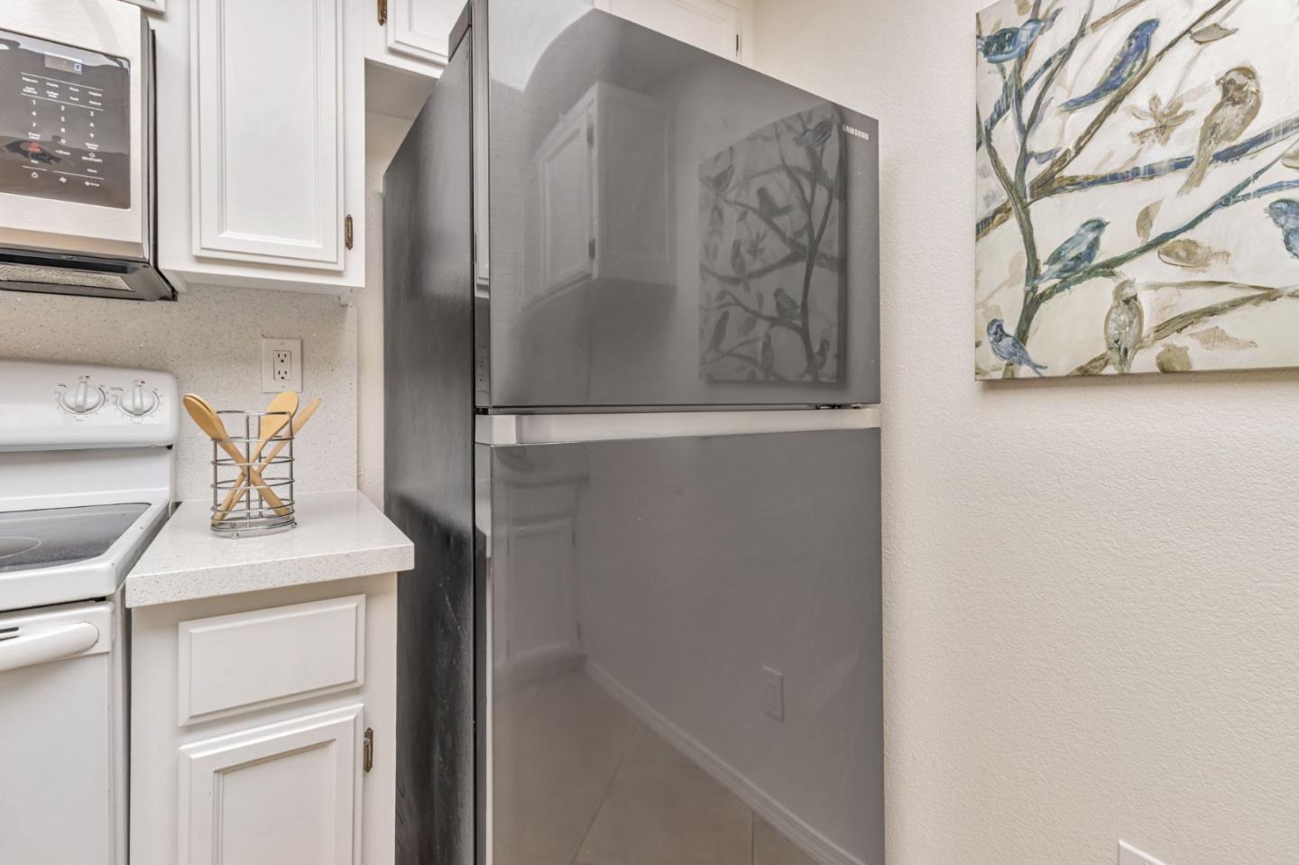 Detail Gallery Image 10 of 27 For 988 Summerplace Dr, San Jose,  CA 95122 - 2 Beds | 2 Baths