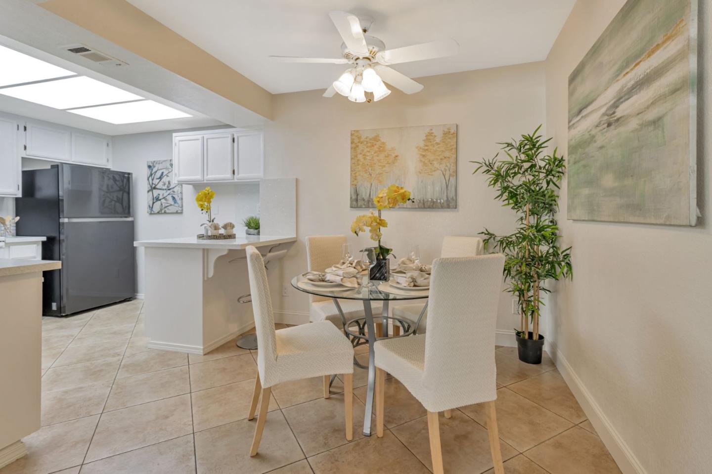 Detail Gallery Image 14 of 27 For 988 Summerplace Dr, San Jose,  CA 95122 - 2 Beds | 2 Baths