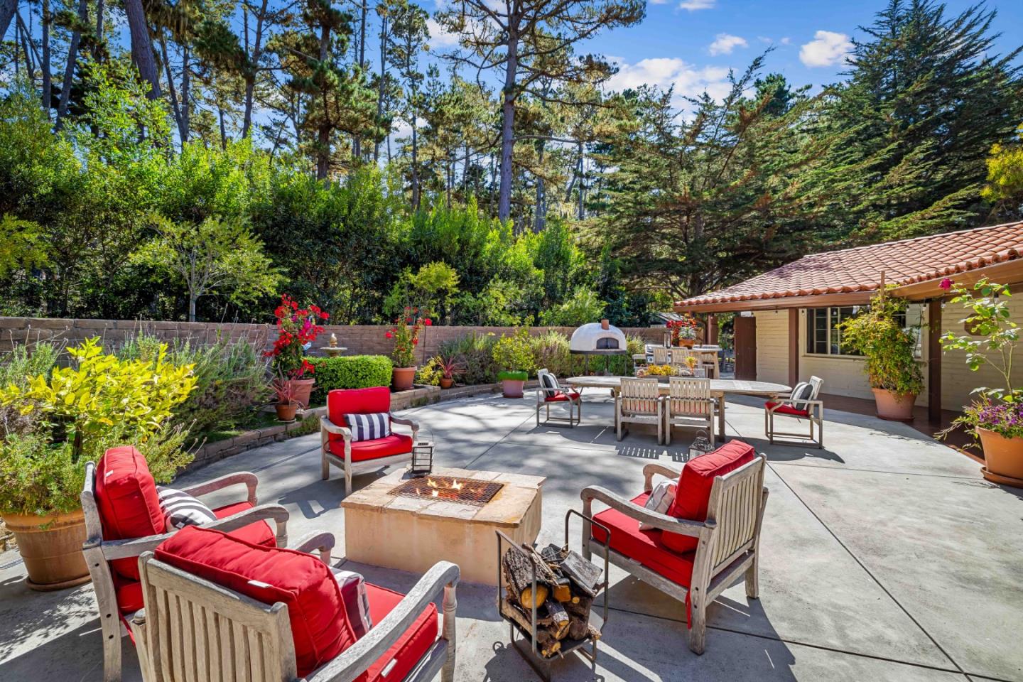 Detail Gallery Image 35 of 47 For 1268 Viscaino, Pebble Beach,  CA 93953 - 4 Beds | 3 Baths