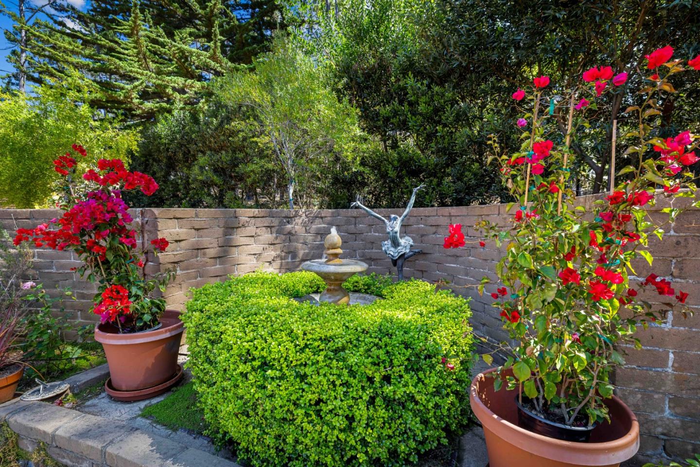 Detail Gallery Image 36 of 47 For 1268 Viscaino, Pebble Beach,  CA 93953 - 4 Beds | 3 Baths