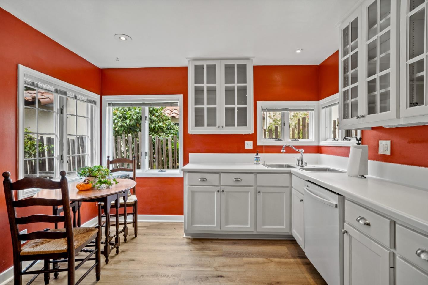 Detail Gallery Image 5 of 21 For 0 San Antonio 3 Se Ocean, Carmel,  CA 93923 - 3 Beds | 2 Baths