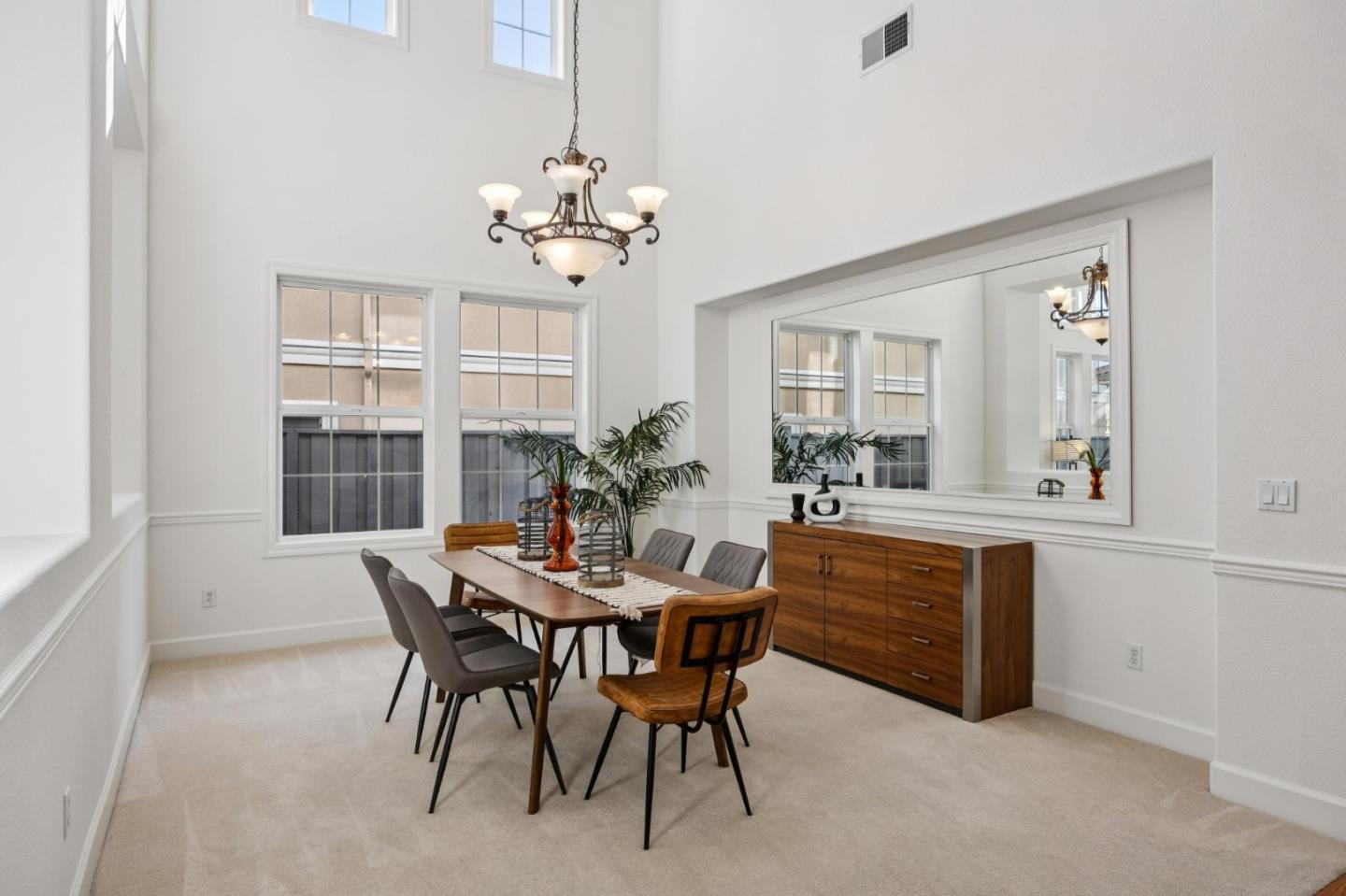 Detail Gallery Image 31 of 129 For 4986 Grayhawk Ct, Dublin,  CA 94568 - 5 Beds | 4/1 Baths