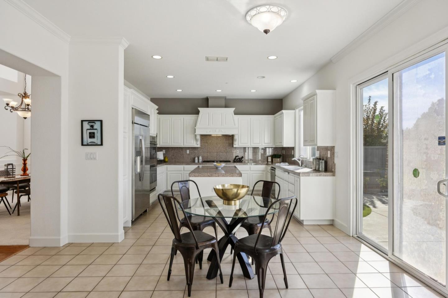 Detail Gallery Image 36 of 129 For 4986 Grayhawk Ct, Dublin,  CA 94568 - 5 Beds | 4/1 Baths