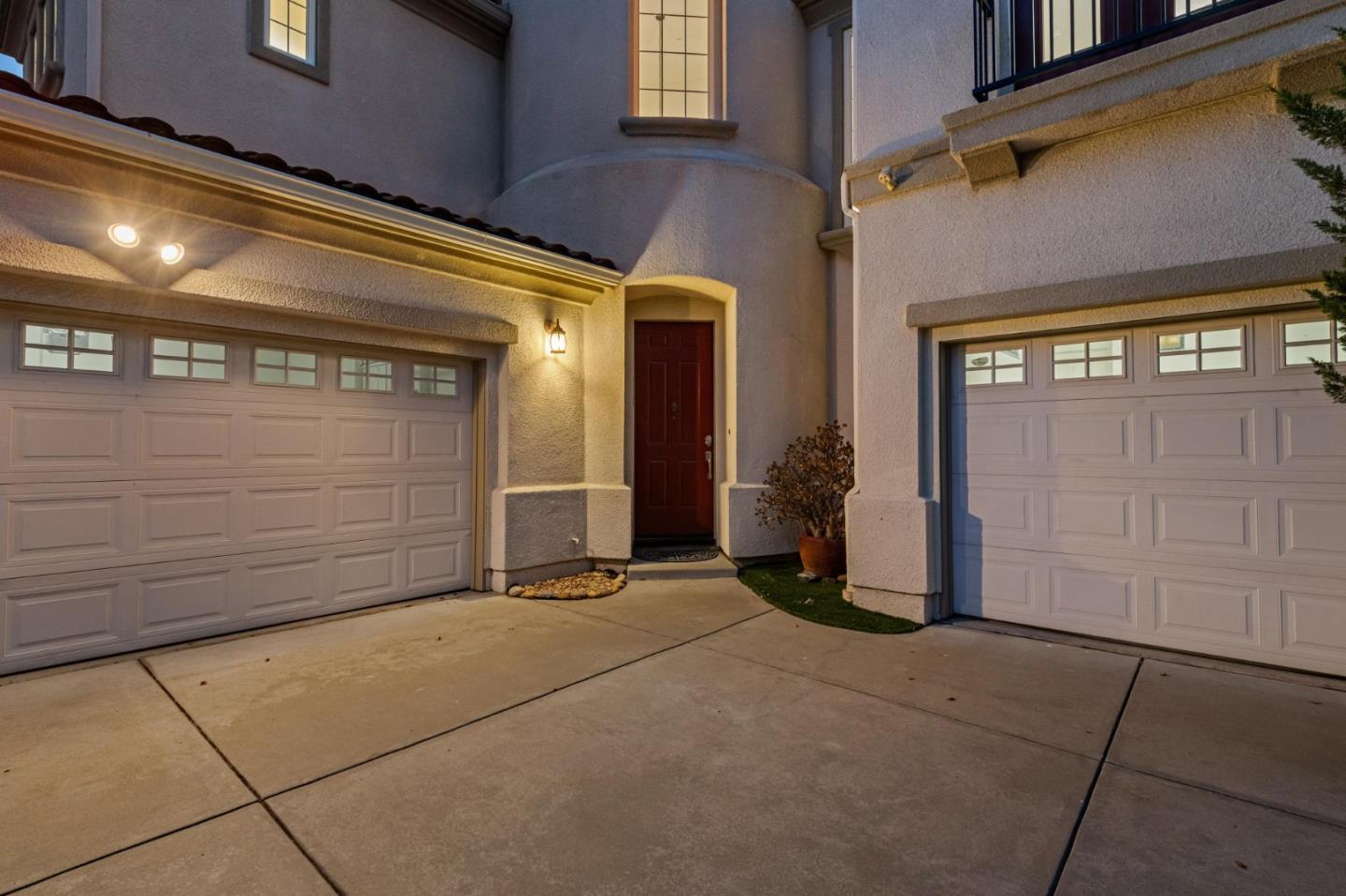 Detail Gallery Image 4 of 129 For 4986 Grayhawk Ct, Dublin,  CA 94568 - 5 Beds | 4/1 Baths
