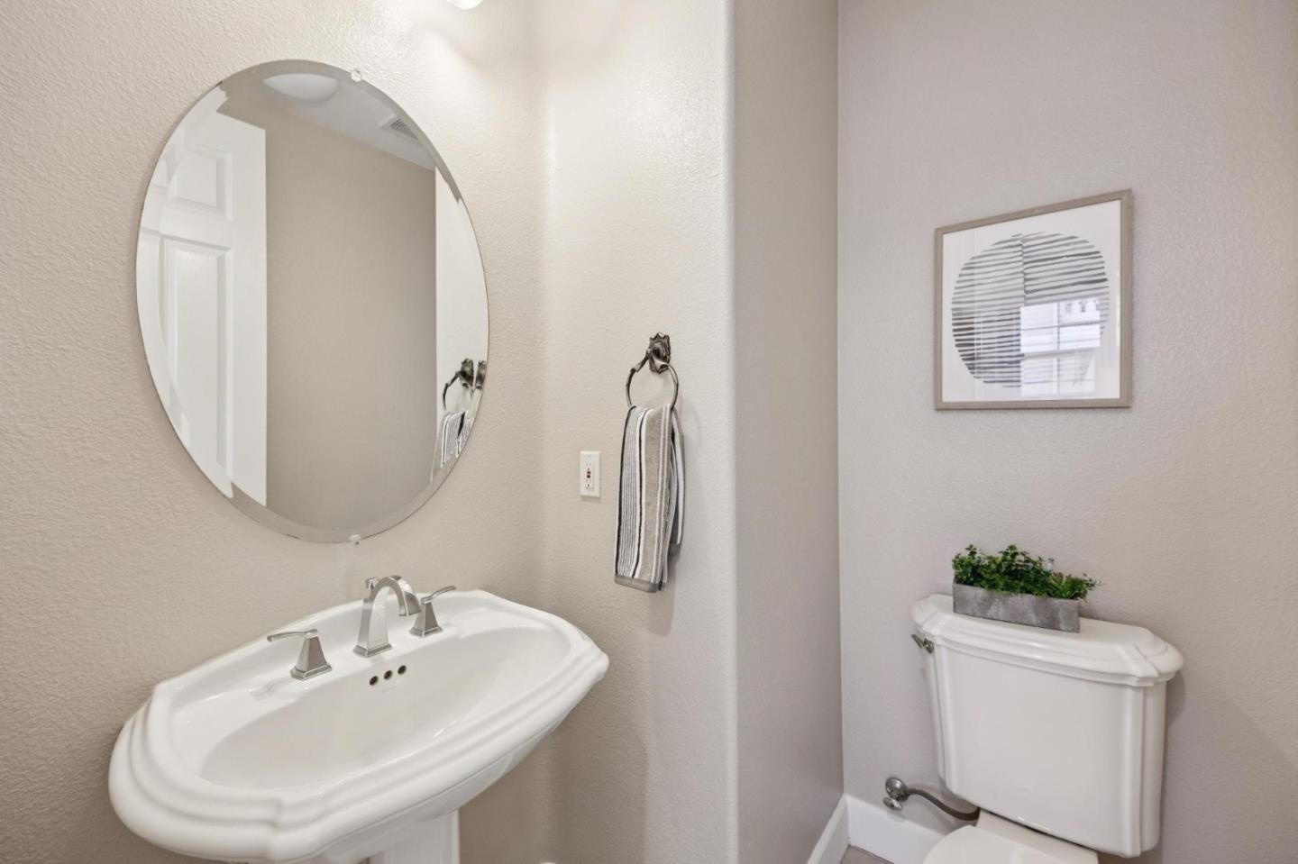Detail Gallery Image 60 of 129 For 4986 Grayhawk Ct, Dublin,  CA 94568 - 5 Beds | 4/1 Baths