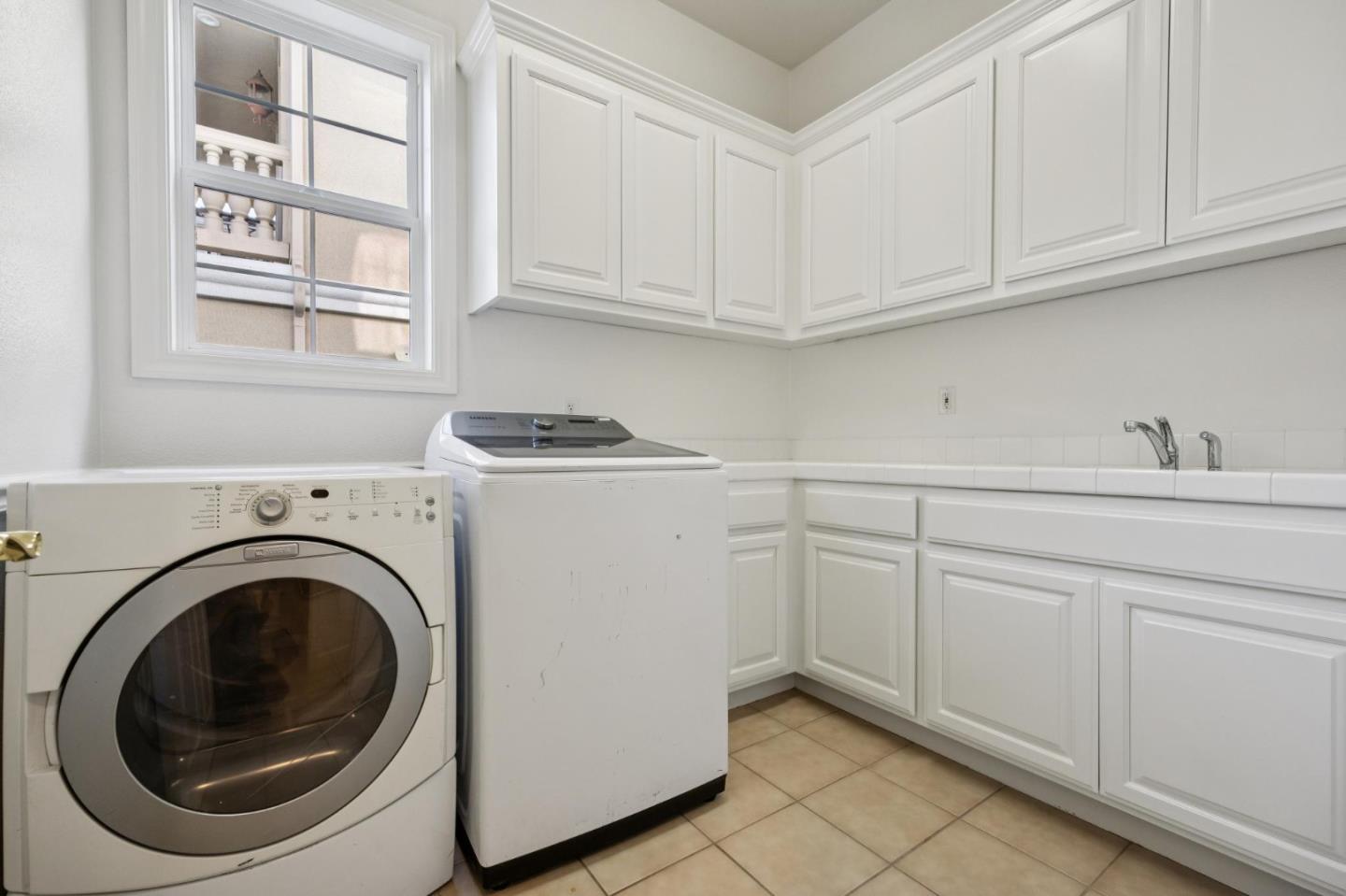 Detail Gallery Image 61 of 129 For 4986 Grayhawk Ct, Dublin,  CA 94568 - 5 Beds | 4/1 Baths