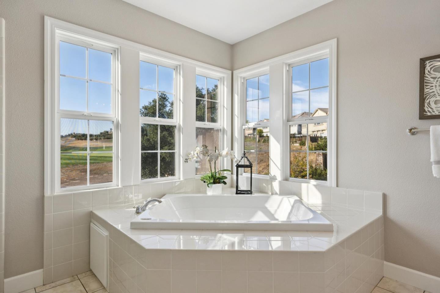 Detail Gallery Image 74 of 129 For 4986 Grayhawk Ct, Dublin,  CA 94568 - 5 Beds | 4/1 Baths