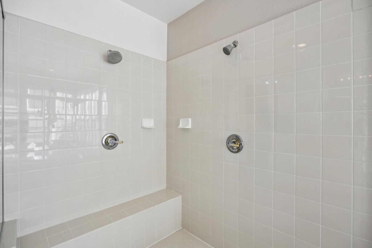 Detail Gallery Image 76 of 129 For 4986 Grayhawk Ct, Dublin,  CA 94568 - 5 Beds | 4/1 Baths