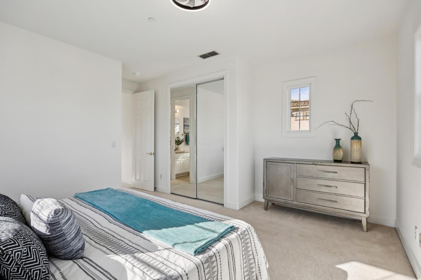 Detail Gallery Image 82 of 129 For 4986 Grayhawk Ct, Dublin,  CA 94568 - 5 Beds | 4/1 Baths
