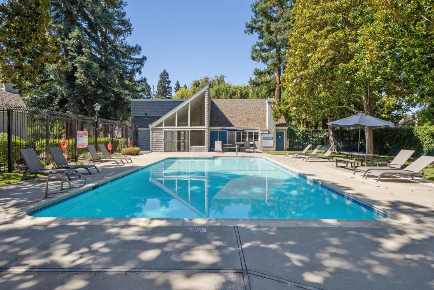 Detail Gallery Image 27 of 30 For 1027 Shenandoah Dr, San Jose,  CA 95125 - 3 Beds | 2 Baths