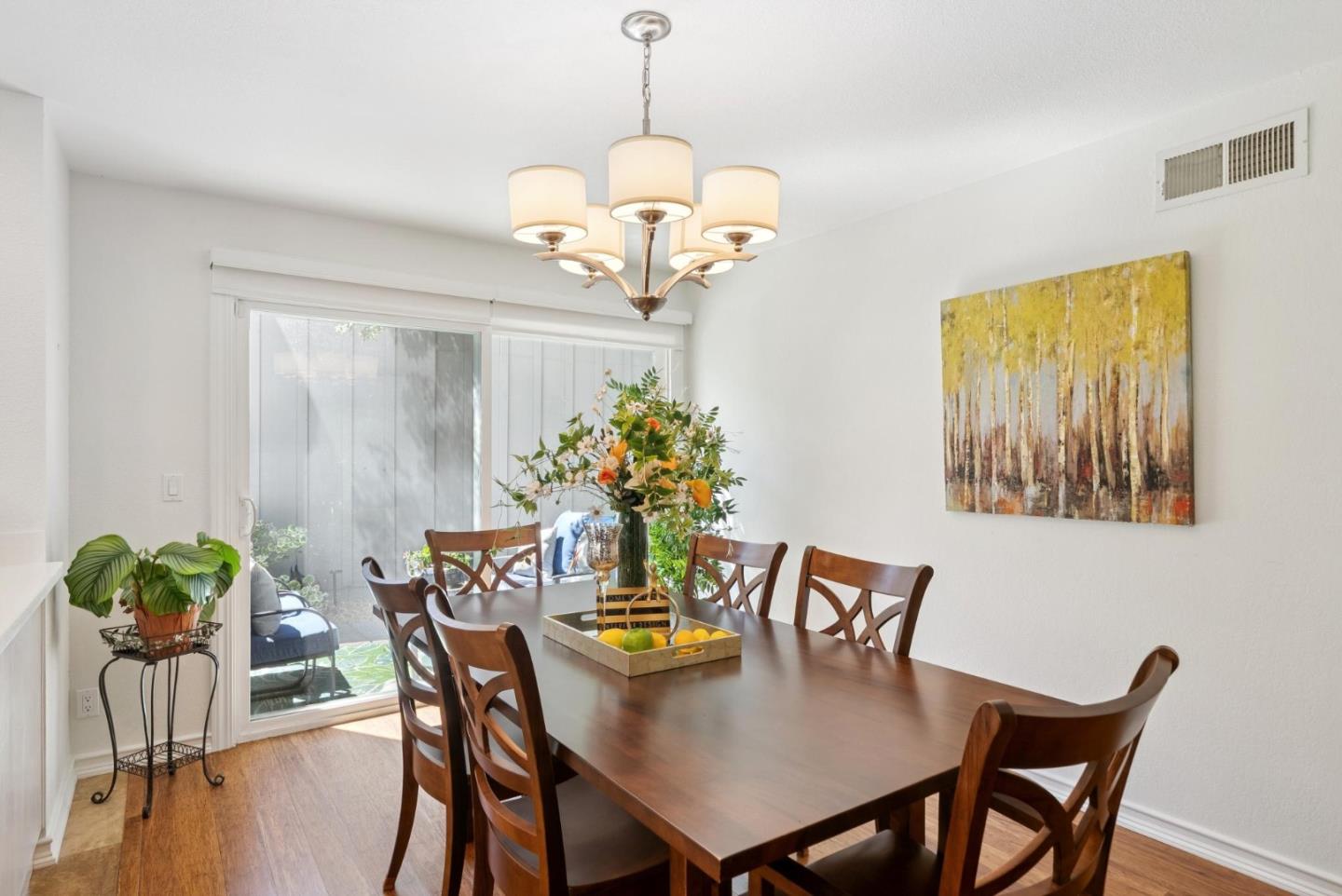 Detail Gallery Image 9 of 30 For 1027 Shenandoah Dr, San Jose,  CA 95125 - 3 Beds | 2 Baths