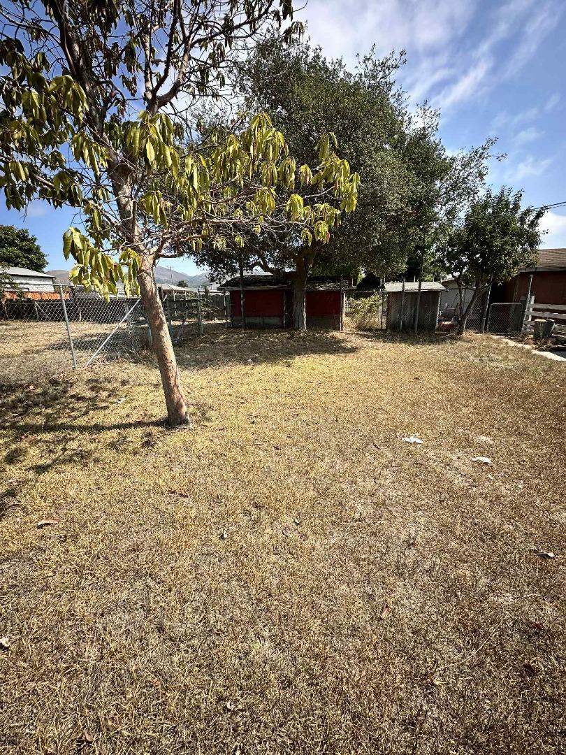 Detail Gallery Image 16 of 18 For 757 Middlefield Rd, Salinas,  CA 93906 - – Beds | – Baths