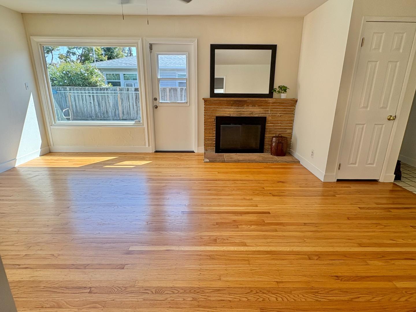 Detail Gallery Image 3 of 17 For 2212 Arleen Way, San Jose,  CA 95130 - 3 Beds | 1/1 Baths
