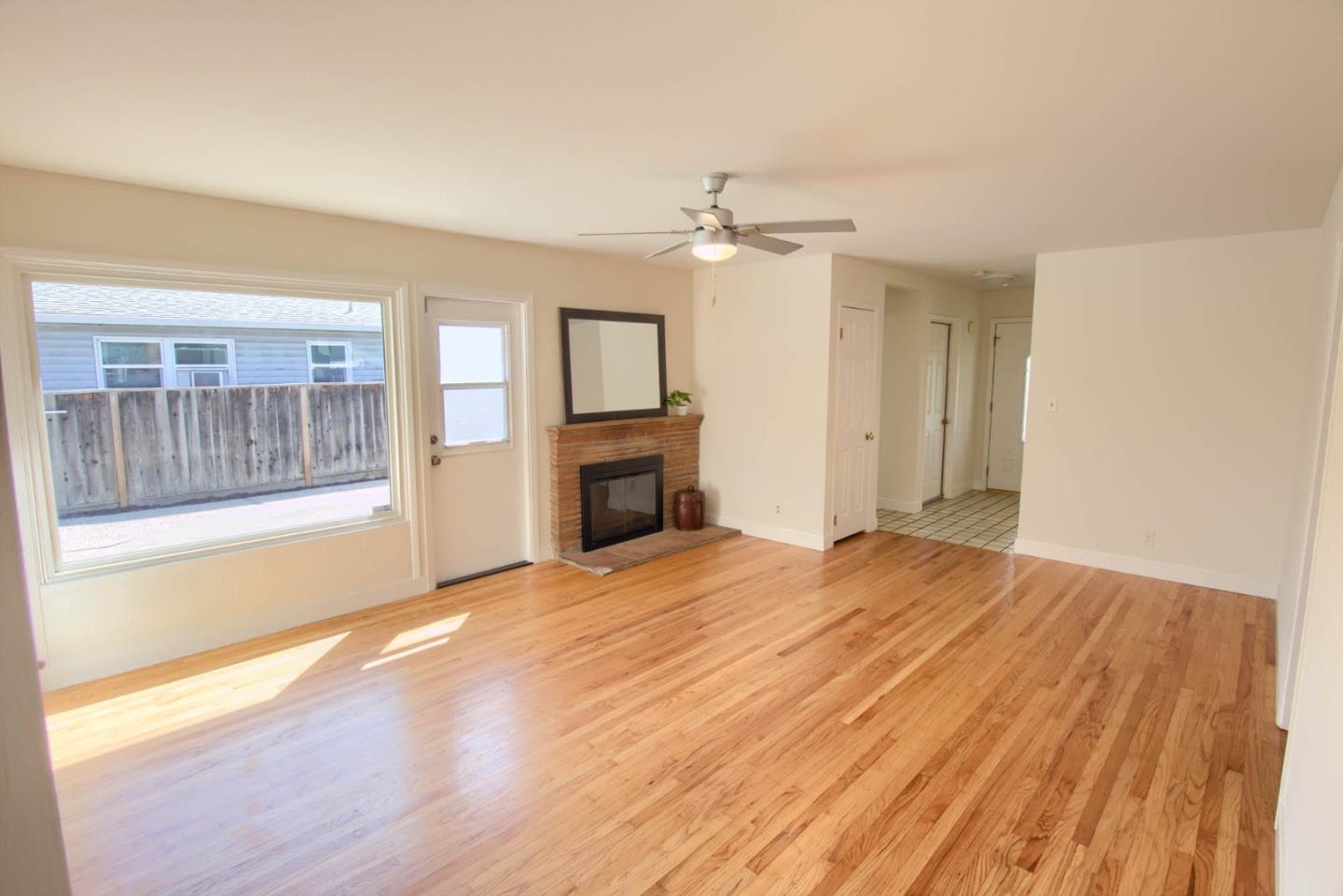 Detail Gallery Image 4 of 17 For 2212 Arleen Way, San Jose,  CA 95130 - 3 Beds | 1/1 Baths