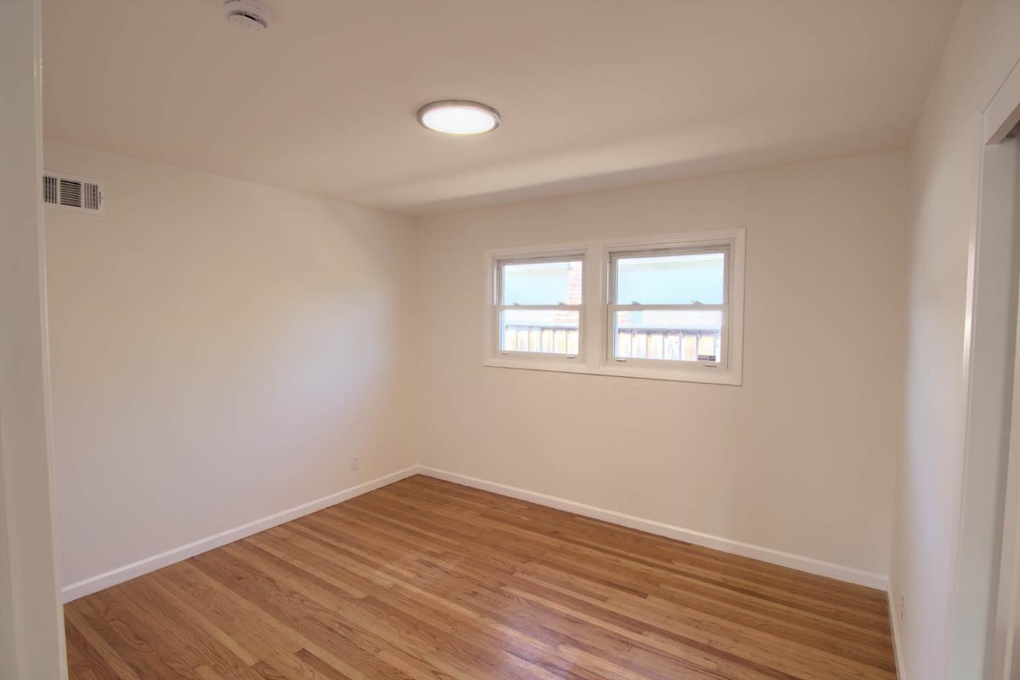 Detail Gallery Image 9 of 17 For 2212 Arleen Way, San Jose,  CA 95130 - 3 Beds | 1/1 Baths