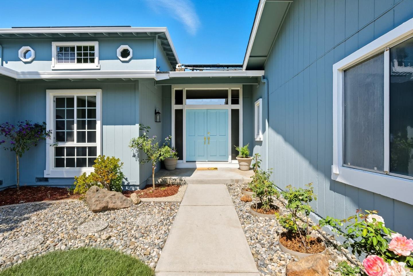 Detail Gallery Image 14 of 85 For 1423 Dot Ct, San Jose,  CA 95120 - 5 Beds | 4 Baths