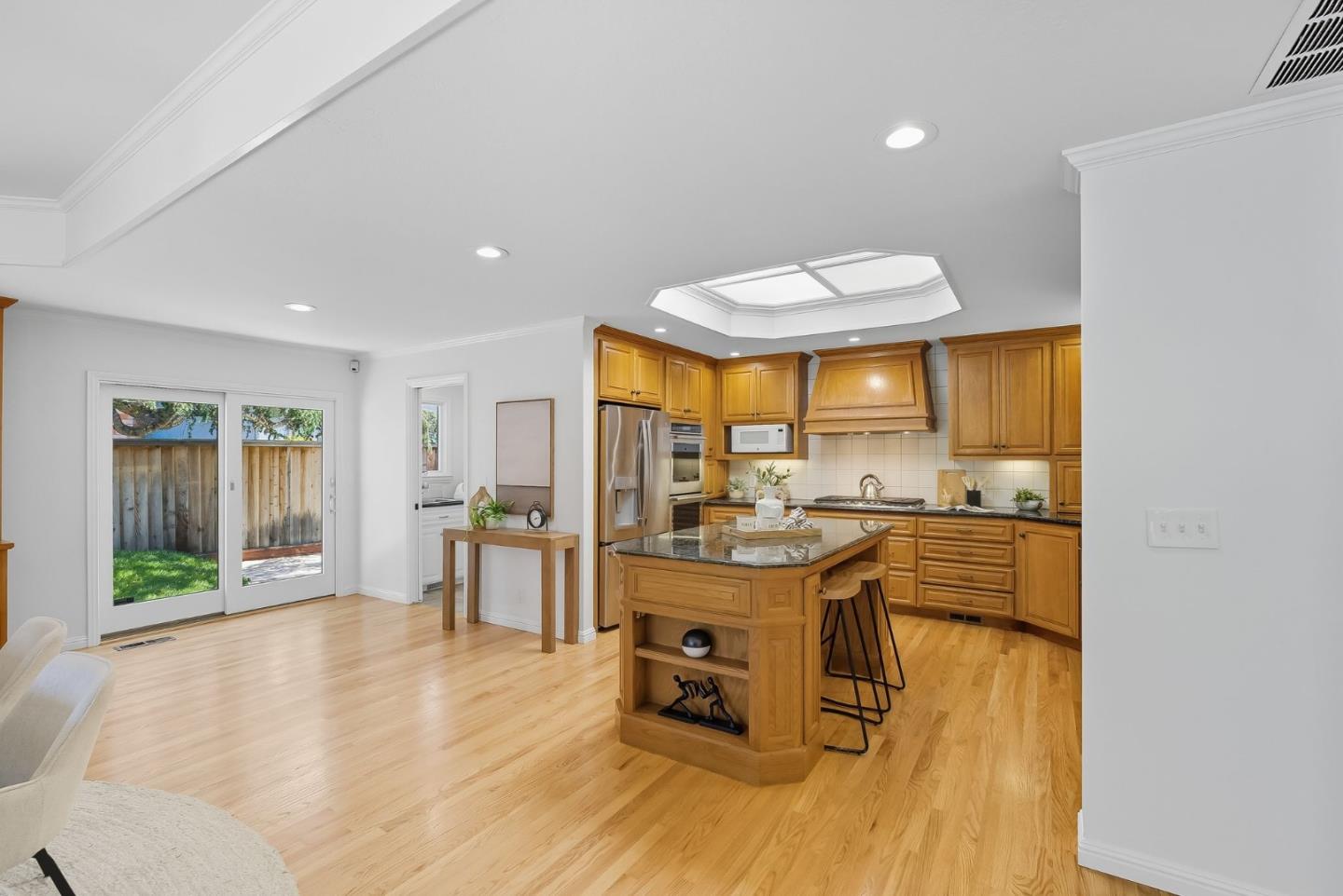 Detail Gallery Image 31 of 85 For 1423 Dot Ct, San Jose,  CA 95120 - 5 Beds | 4 Baths