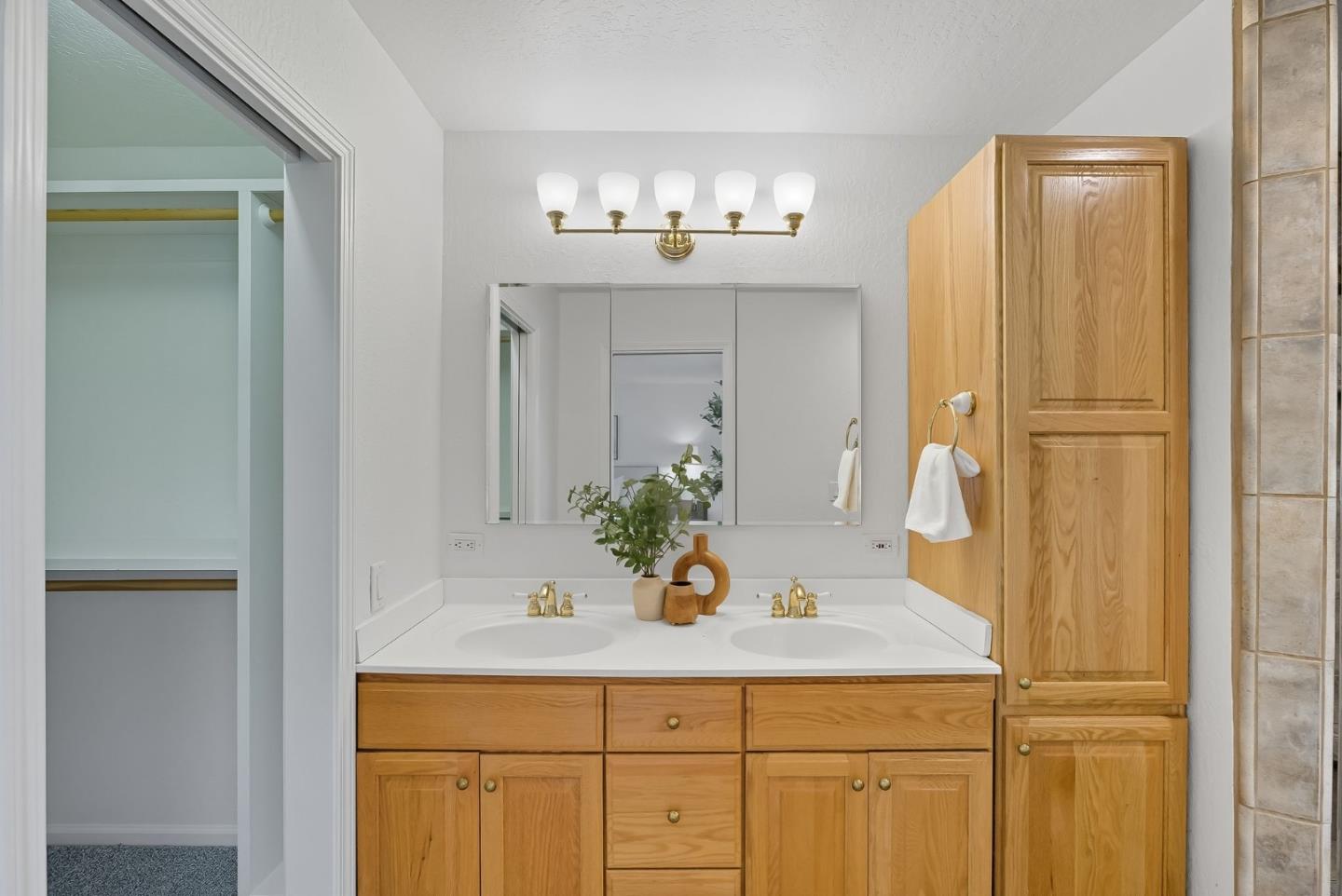Detail Gallery Image 50 of 85 For 1423 Dot Ct, San Jose,  CA 95120 - 5 Beds | 4 Baths