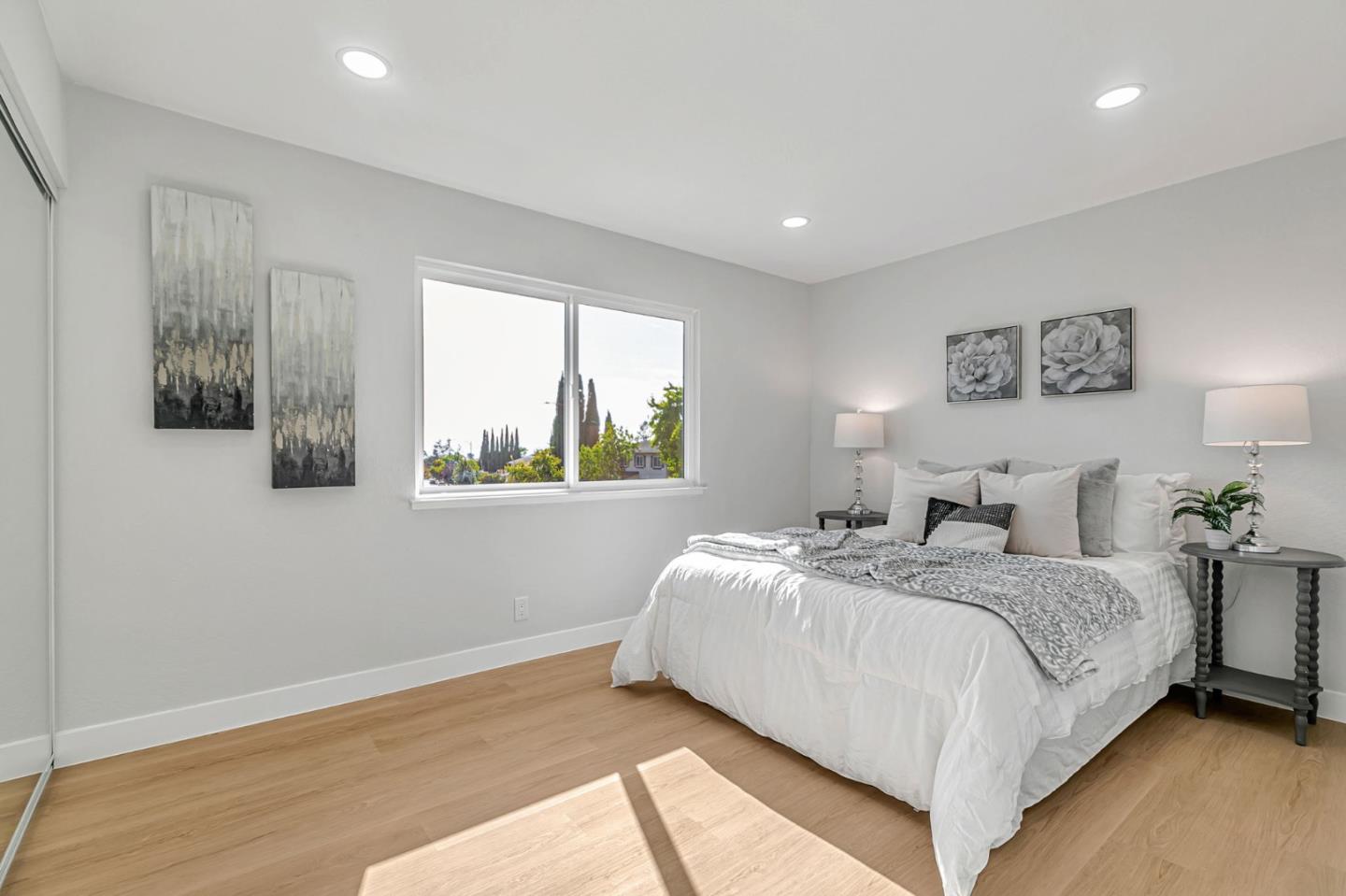 Detail Gallery Image 28 of 50 For 1398 Vance Dr, San Jose,  CA 95132 - 4 Beds | 2/1 Baths