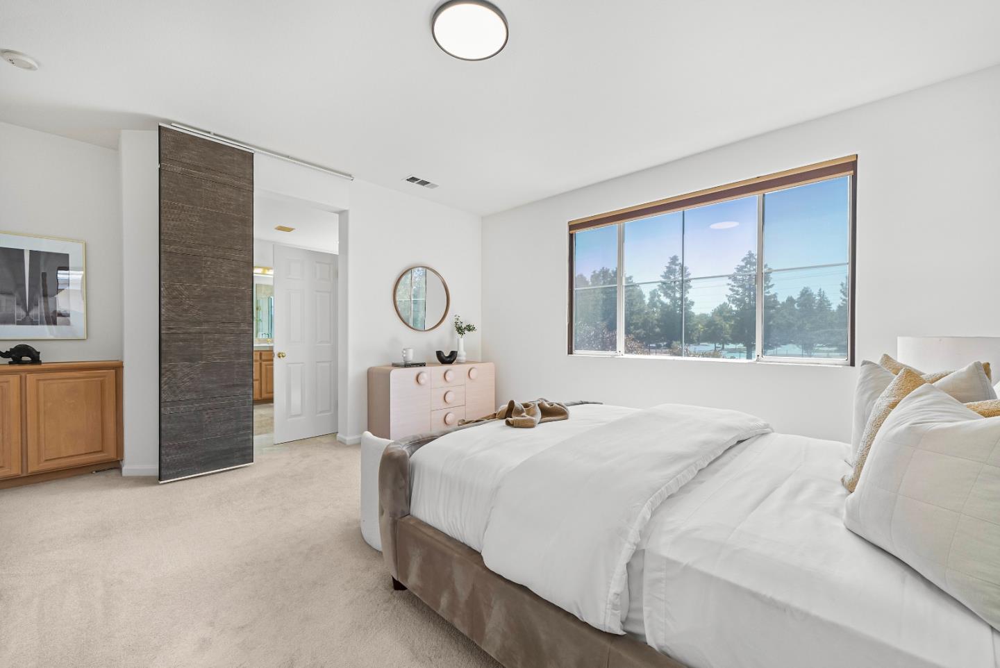 Detail Gallery Image 20 of 58 For 427 Nicholas Dr, Mountain View,  CA 94043 - 4 Beds | 2/1 Baths
