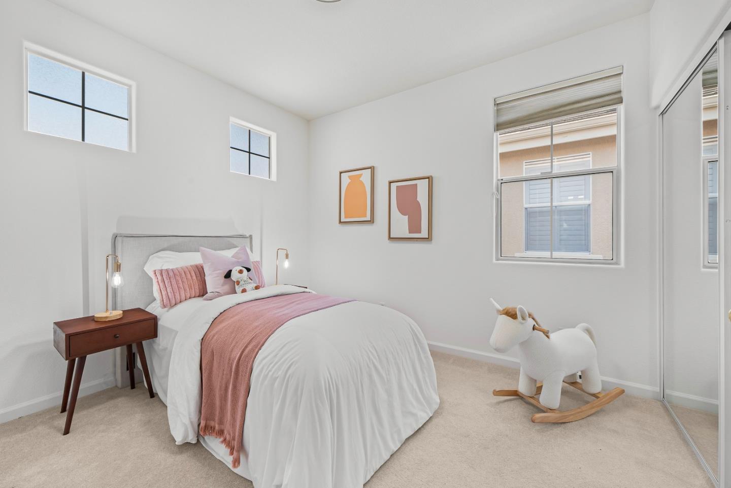 Detail Gallery Image 23 of 58 For 427 Nicholas Dr, Mountain View,  CA 94043 - 4 Beds | 2/1 Baths