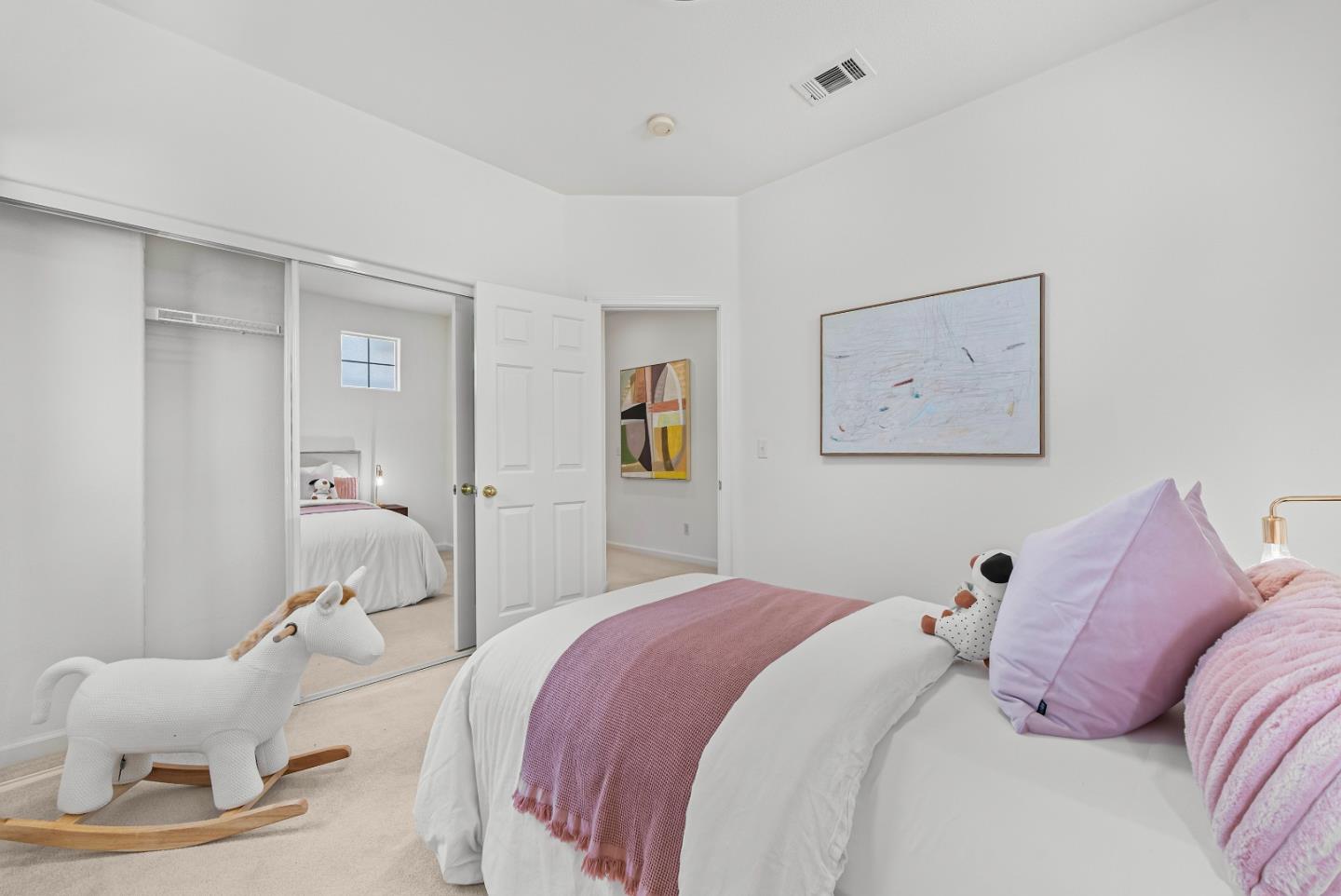 Detail Gallery Image 25 of 58 For 427 Nicholas Dr, Mountain View,  CA 94043 - 4 Beds | 2/1 Baths
