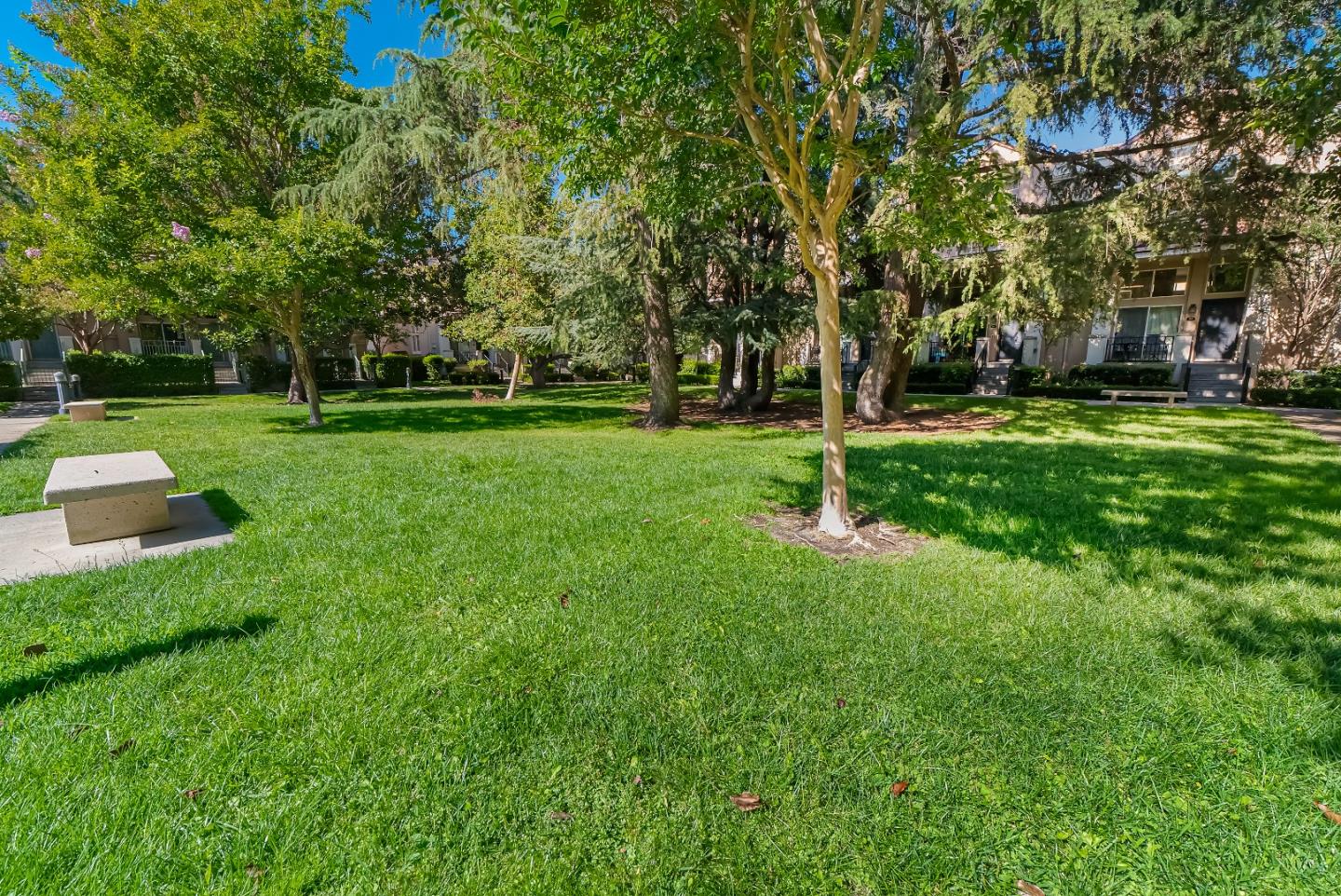 Detail Gallery Image 47 of 58 For 427 Nicholas Dr, Mountain View,  CA 94043 - 4 Beds | 2/1 Baths