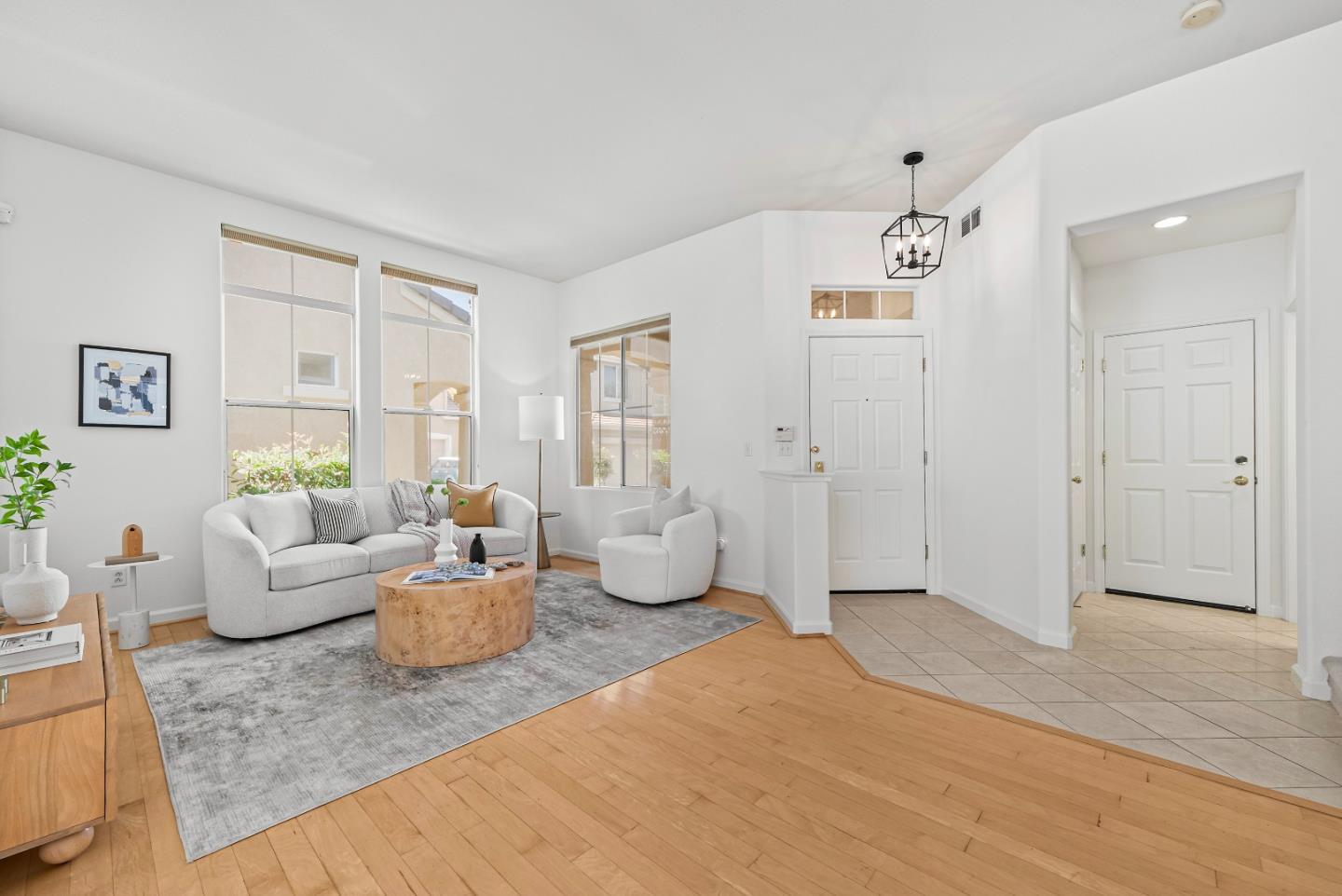 Detail Gallery Image 5 of 58 For 427 Nicholas Dr, Mountain View,  CA 94043 - 4 Beds | 2/1 Baths
