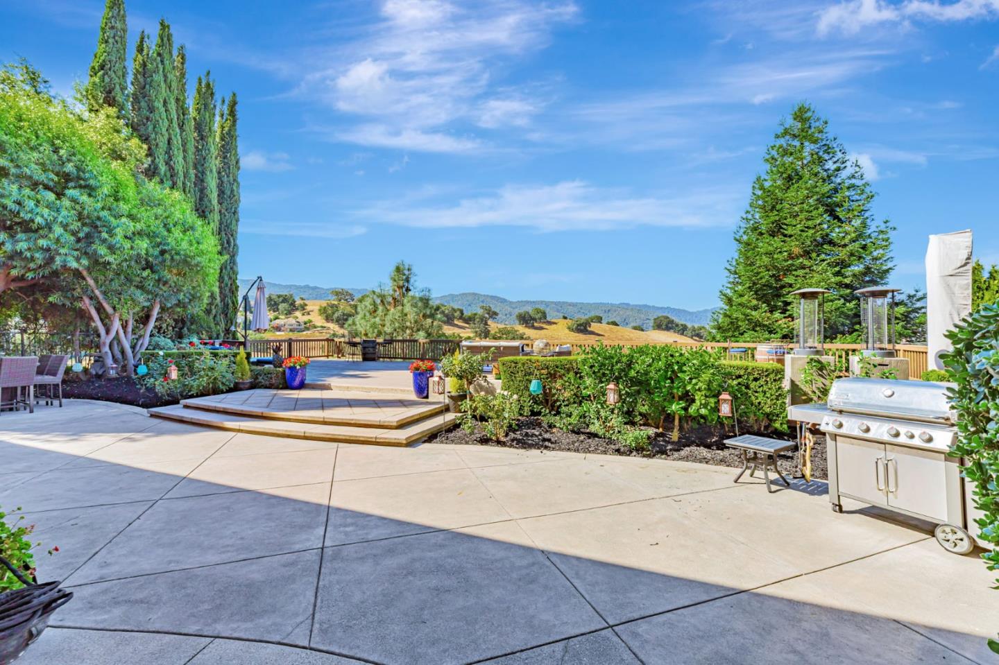 Detail Gallery Image 35 of 48 For 2320 Stonecress St, Gilroy,  CA 95020 - 5 Beds | 5/1 Baths