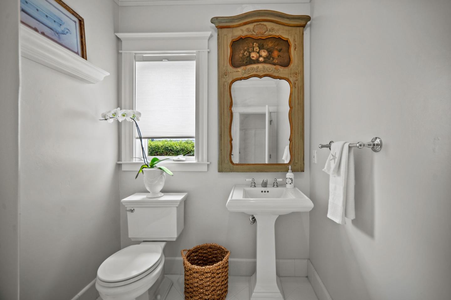 Detail Gallery Image 26 of 41 For 187 Sloat Ave, Pacific Grove,  CA 93950 - 3 Beds | 2/1 Baths