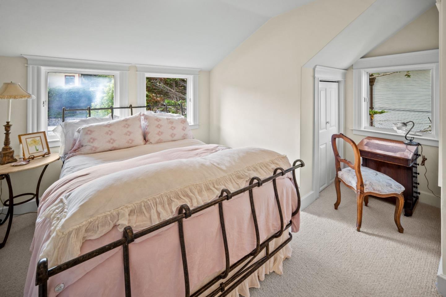 Detail Gallery Image 35 of 41 For 187 Sloat Ave, Pacific Grove,  CA 93950 - 3 Beds | 2/1 Baths