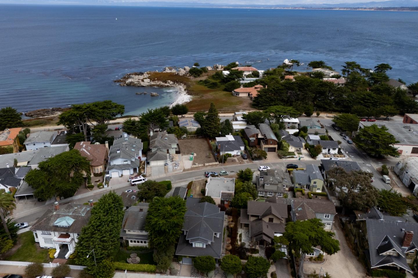 Detail Gallery Image 38 of 41 For 187 Sloat Ave, Pacific Grove,  CA 93950 - 3 Beds | 2/1 Baths
