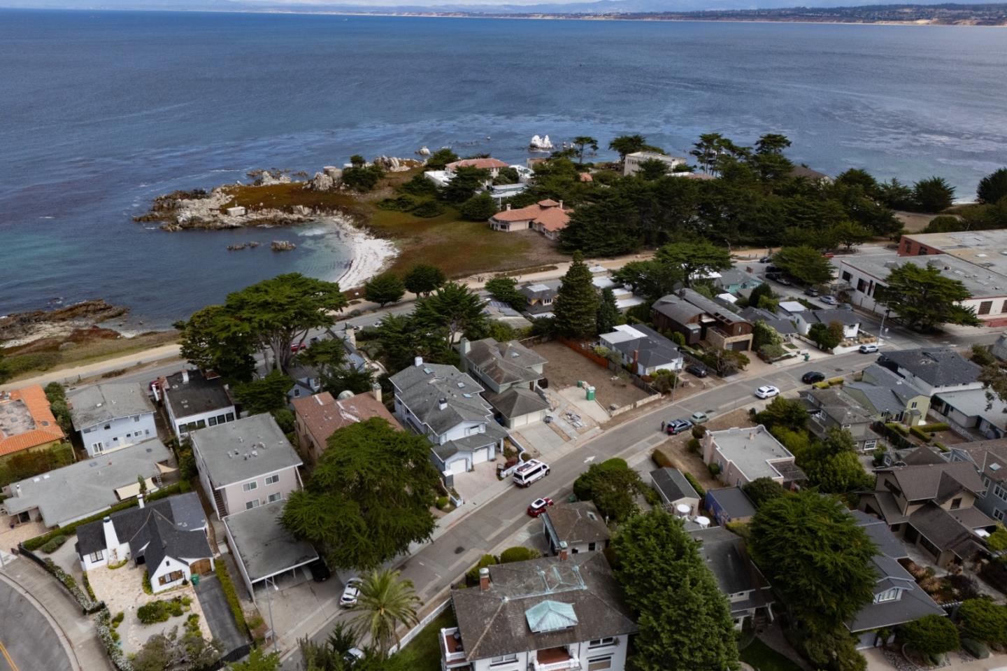 Detail Gallery Image 39 of 41 For 187 Sloat Ave, Pacific Grove,  CA 93950 - 3 Beds | 2/1 Baths