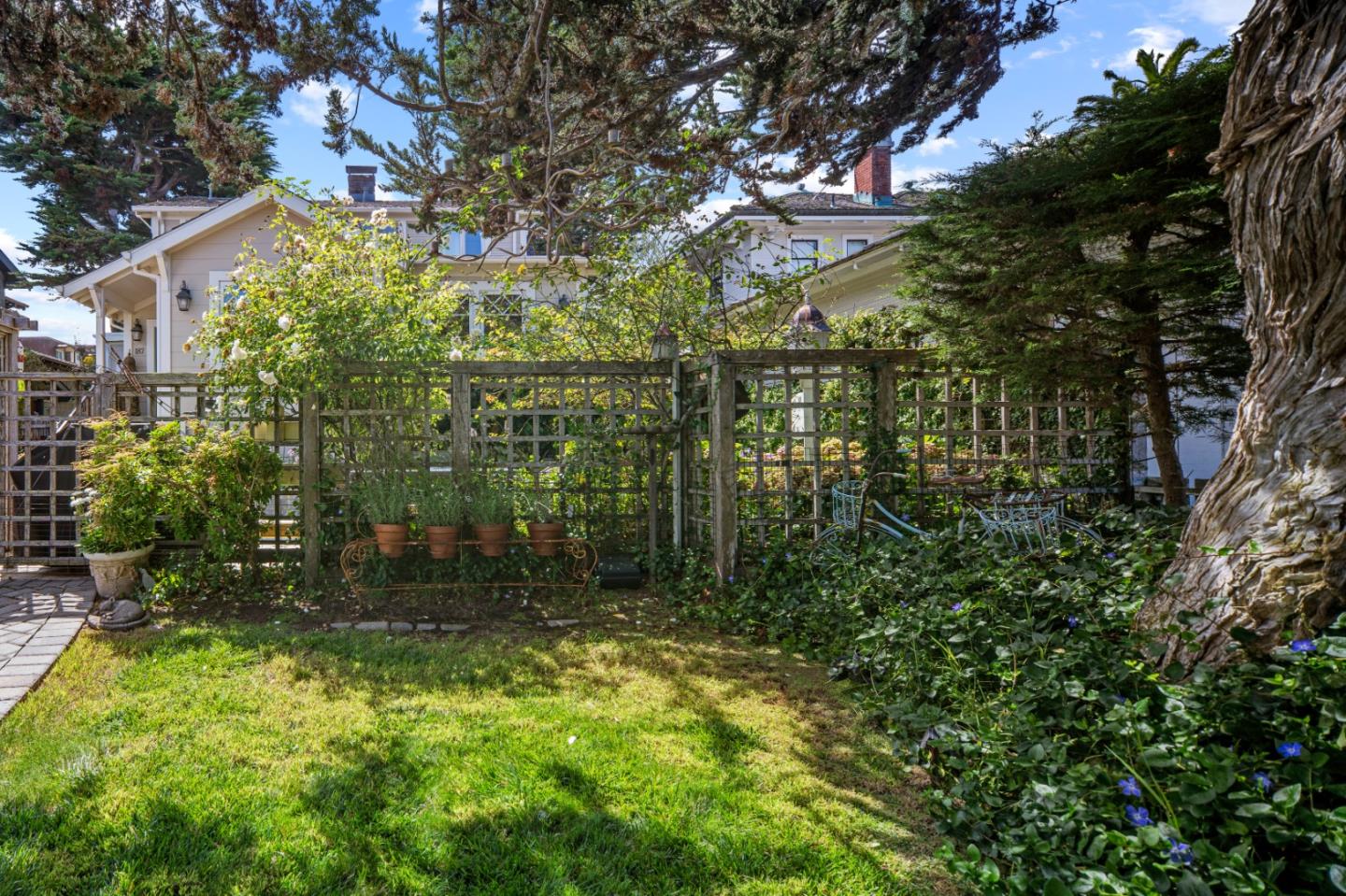Detail Gallery Image 41 of 41 For 187 Sloat Ave, Pacific Grove,  CA 93950 - 3 Beds | 2/1 Baths