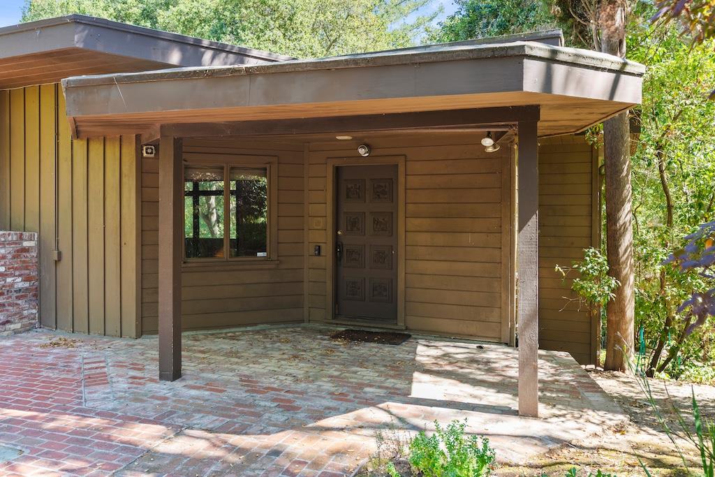 Detail Gallery Image 3 of 7 For 15050 Oriole Rd, Saratoga,  CA 95070 - 5 Beds | 4 Baths