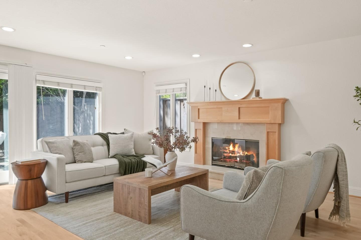 Detail Gallery Image 9 of 30 For 888 Sea Island Ln, Foster City,  CA 94404 - 5 Beds | 4/1 Baths