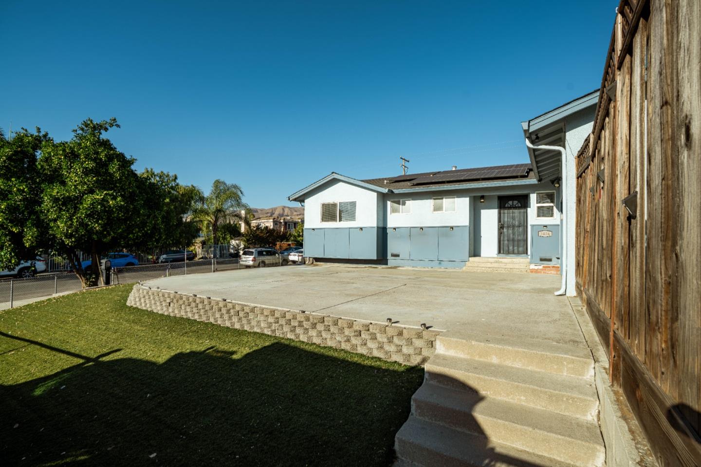 Detail Gallery Image 2 of 27 For 3434 Dominick Ct, San Jose,  CA 95127 - 3 Beds | 2 Baths