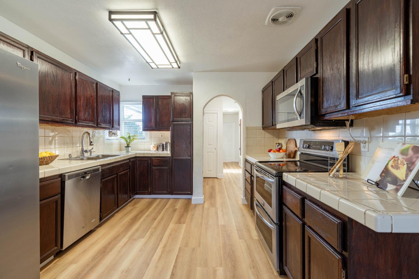 Detail Gallery Image 8 of 27 For 3434 Dominick Ct, San Jose,  CA 95127 - 3 Beds | 2 Baths