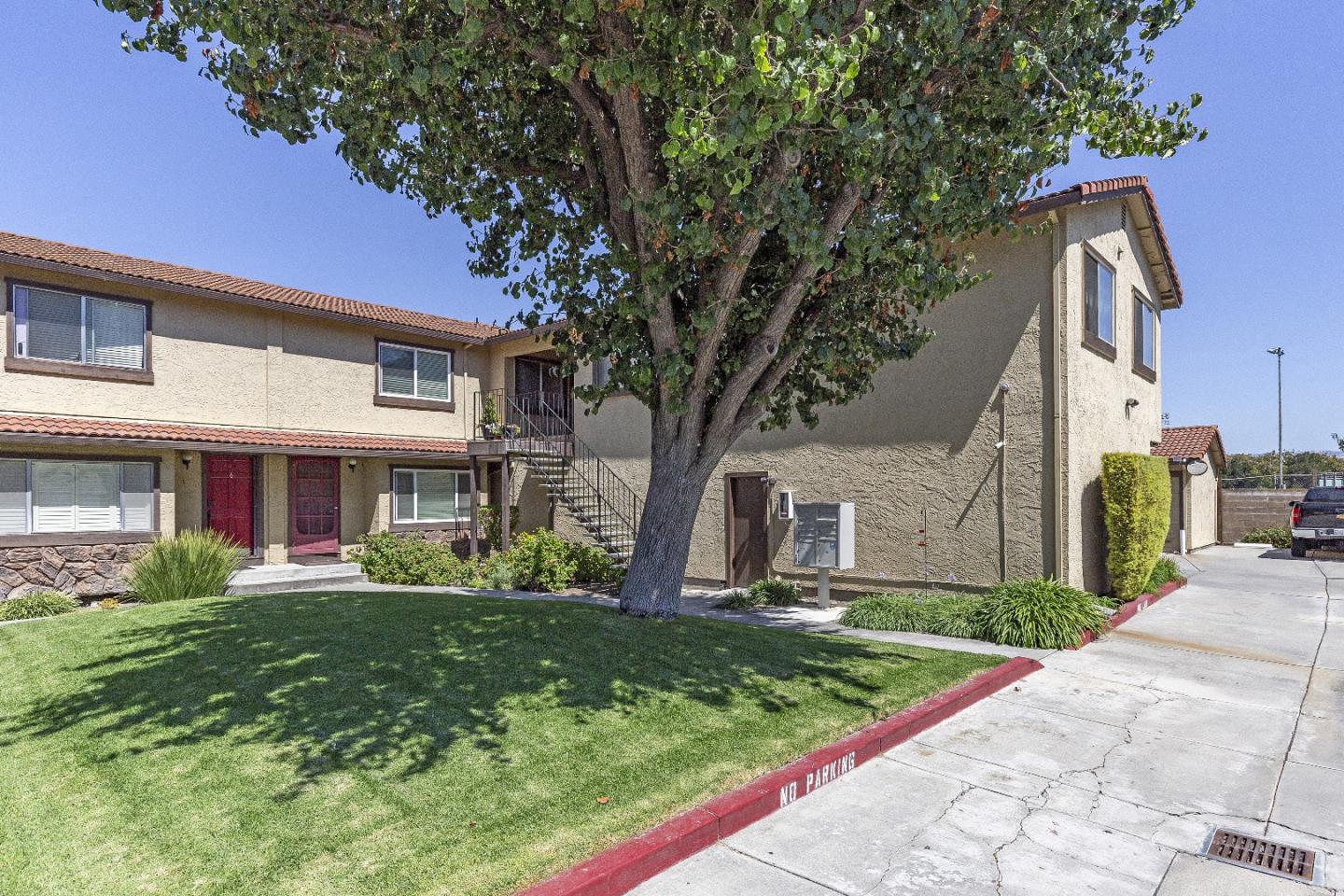 Detail Gallery Image 3 of 25 For 177 Monroe St #8,  Santa Clara,  CA 95050 - 2 Beds | 1 Baths
