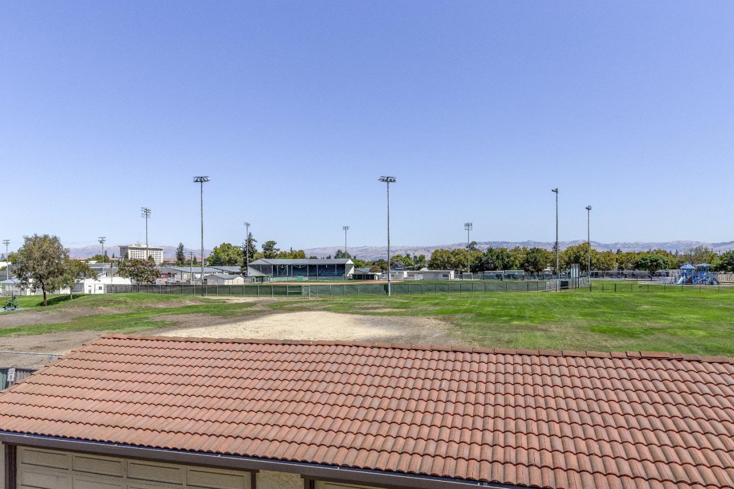 Detail Gallery Image 9 of 25 For 177 Monroe St #8,  Santa Clara,  CA 95050 - 2 Beds | 1 Baths