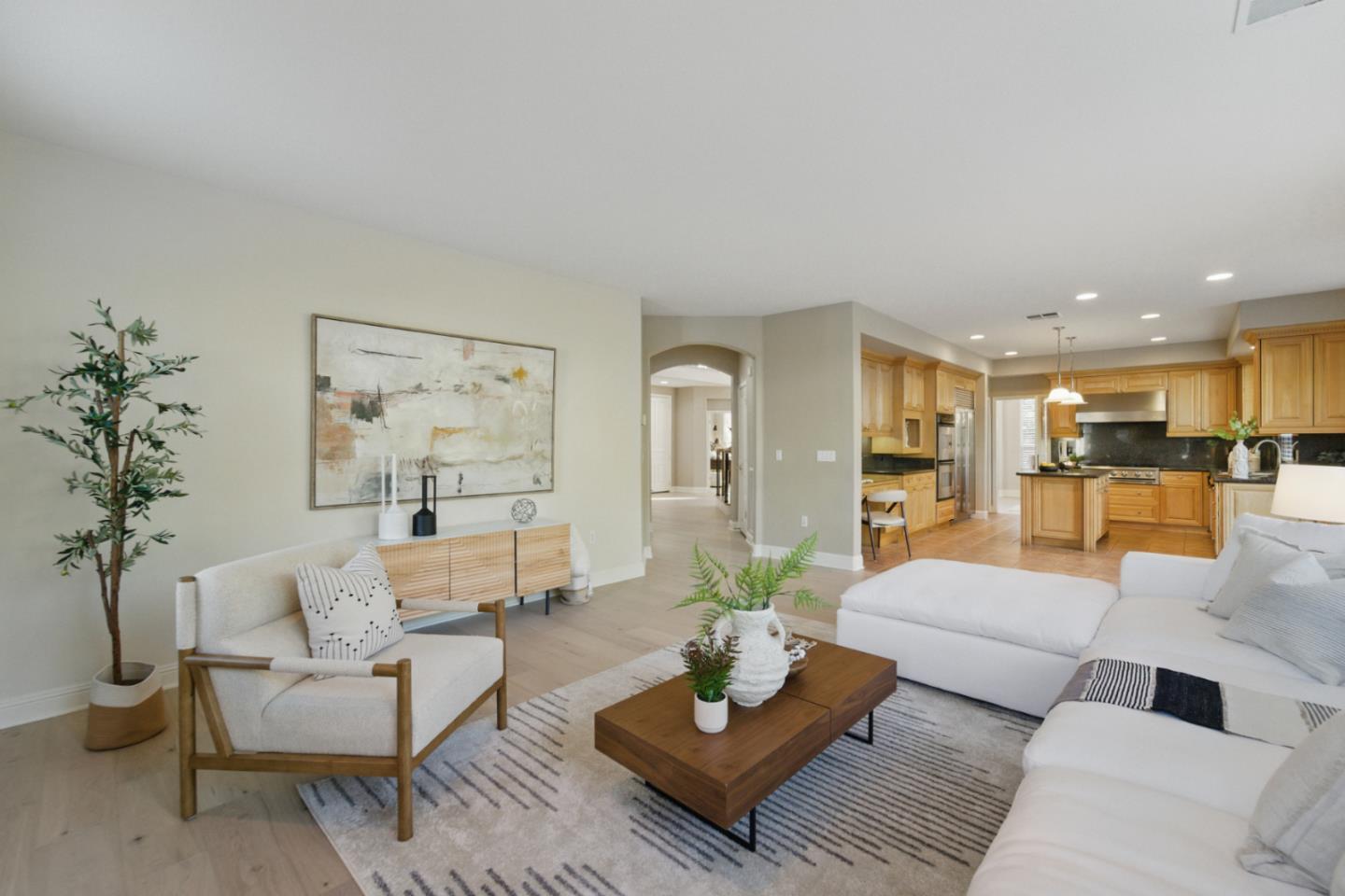 Detail Gallery Image 10 of 77 For 4769 Whitetail Ln, San Jose,  CA 95138 - 6 Beds | 3/1 Baths