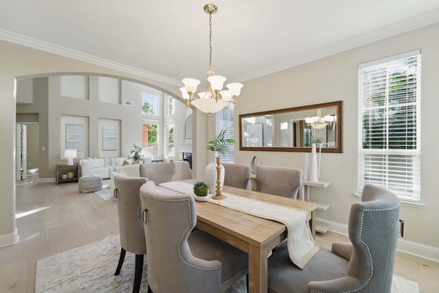 Detail Gallery Image 12 of 77 For 4769 Whitetail Ln, San Jose,  CA 95138 - 6 Beds | 3/1 Baths